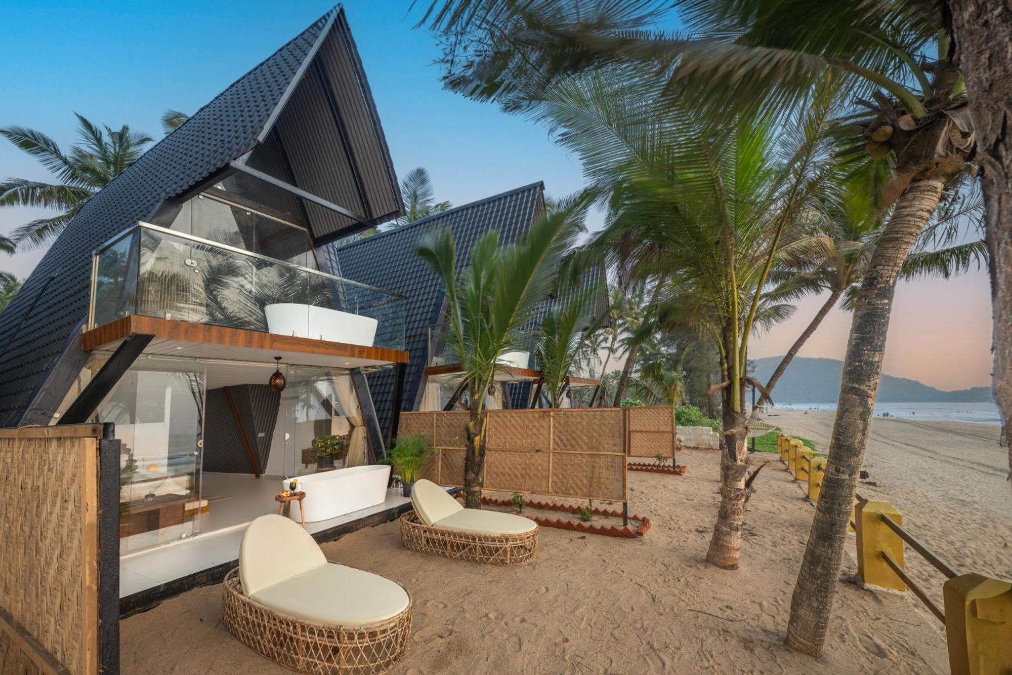The Rose Goa Beach Resort Agonda Exterior foto