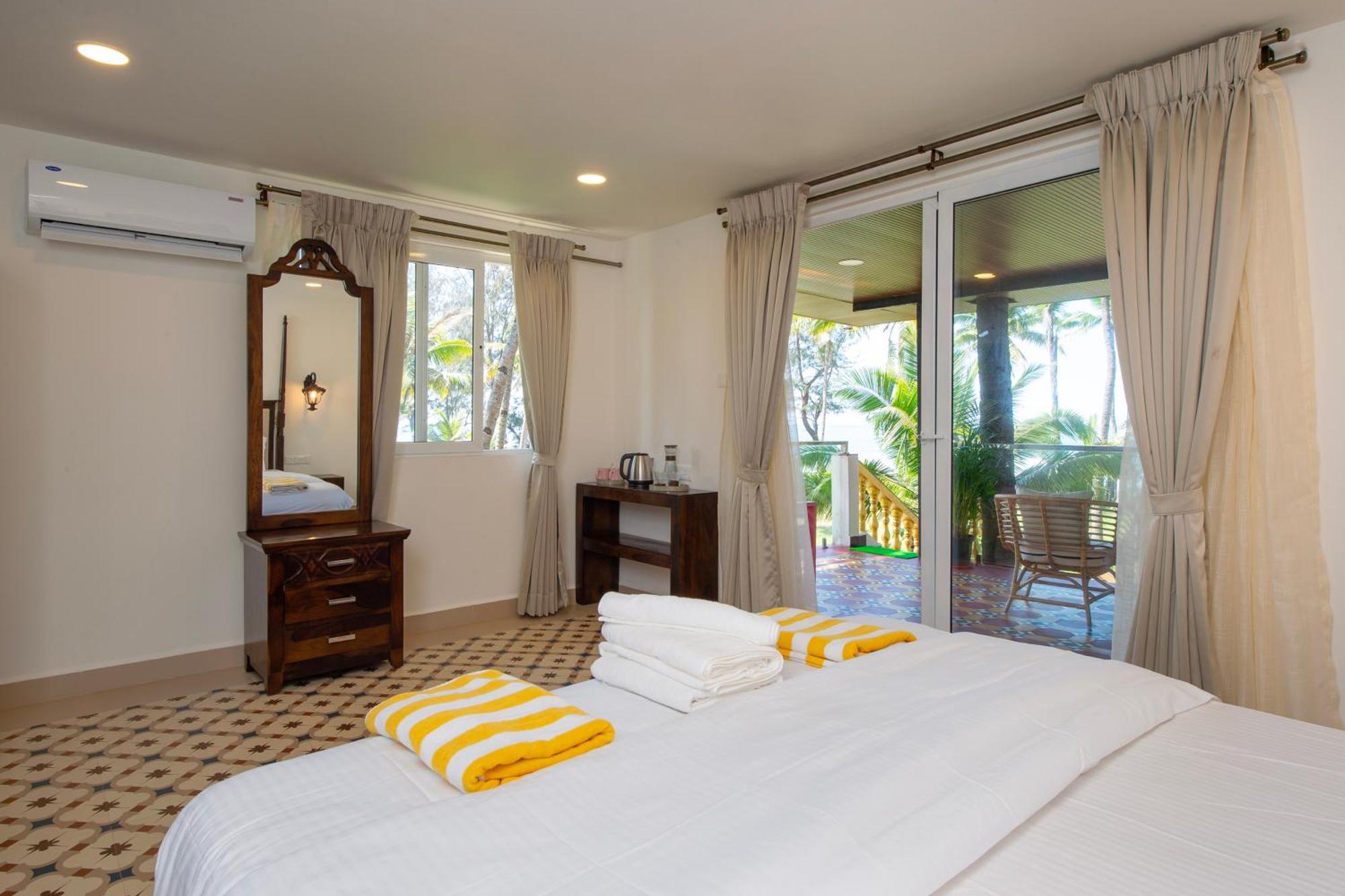The Rose Goa Beach Resort Agonda Exterior foto