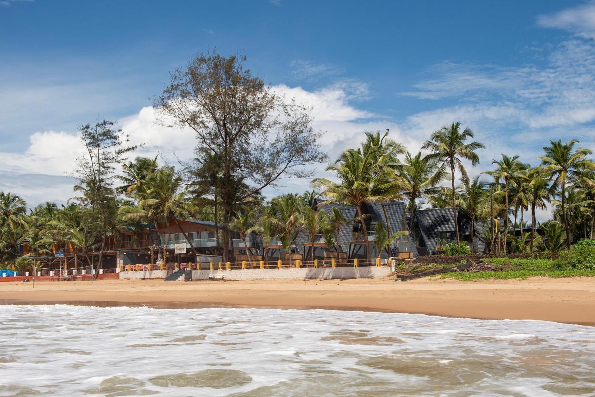 The Rose Goa Beach Resort Agonda Exterior foto