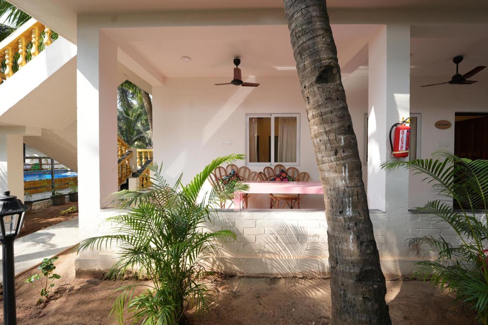 The Rose Goa Beach Resort Agonda Exterior foto
